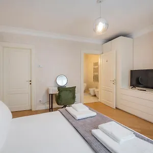 buradan rezervasyon yapın